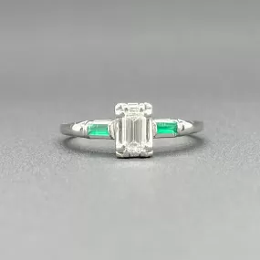 Estate 14K W Gold 0.35ct G/VS1 Diamond & 0.06ctw Emerald Engagement Ring